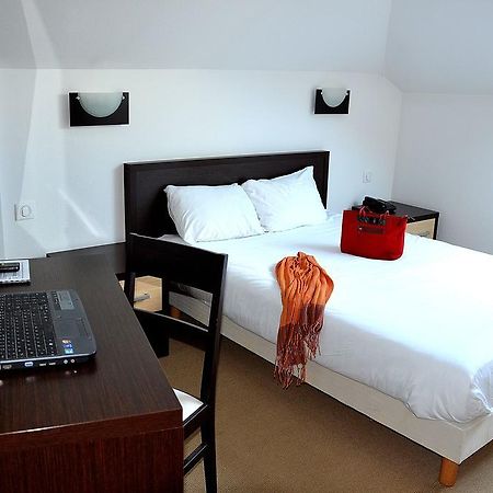 Hotel Les Benedictins Limoges Zimmer foto