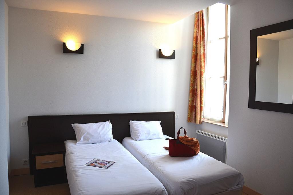 Hotel Les Benedictins Limoges Zimmer foto