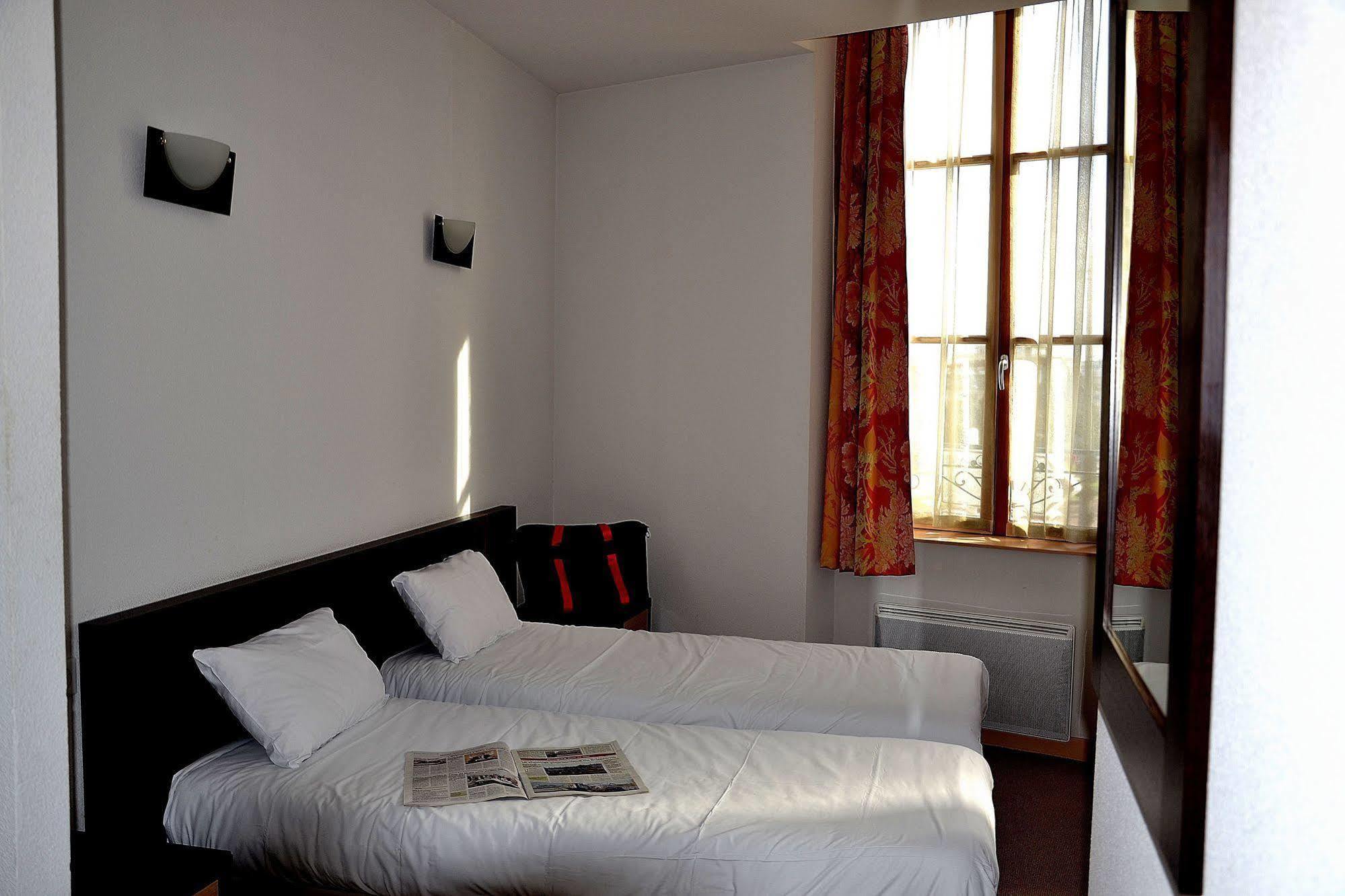 Hotel Les Benedictins Limoges Exterior foto