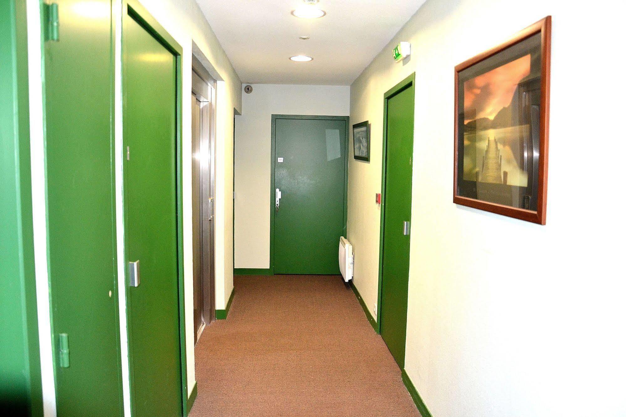 Hotel Les Benedictins Limoges Exterior foto